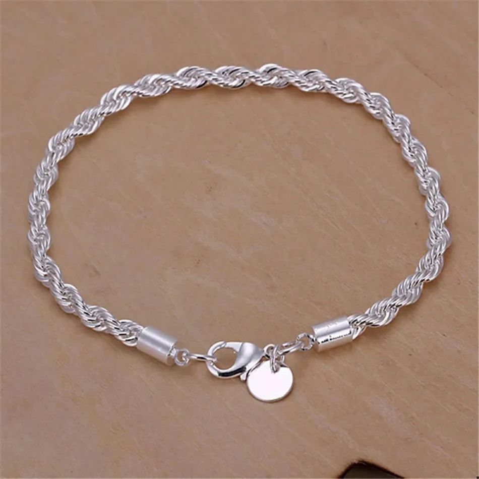 bijou minimaliste cordon en argent