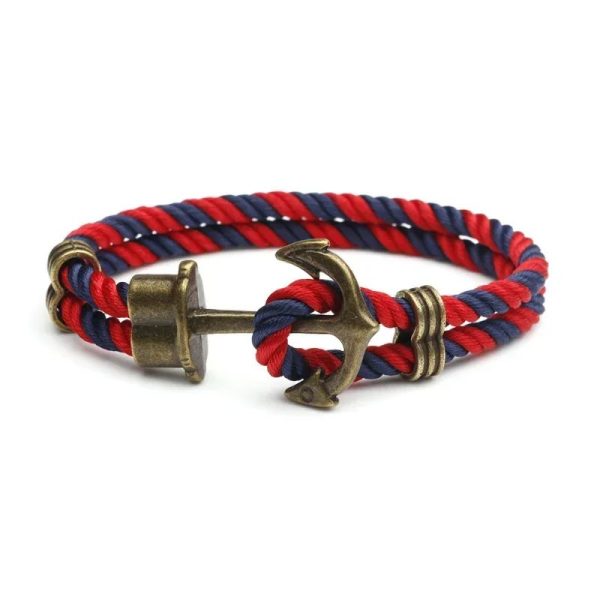 bracelet avec une ancre