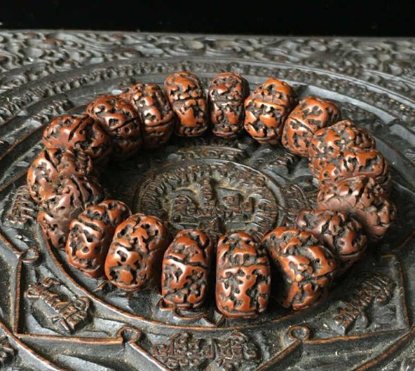 bracelet de graines de rudraksha