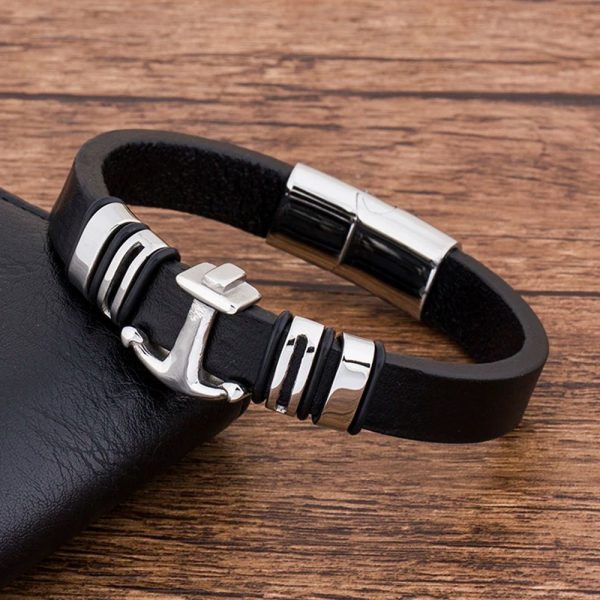 bracelet homme avec une ancre