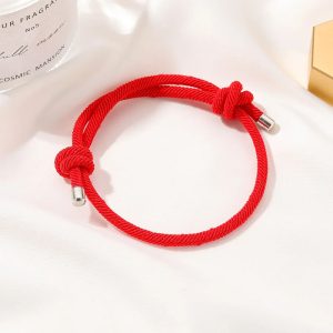 bracelet rouge gitan